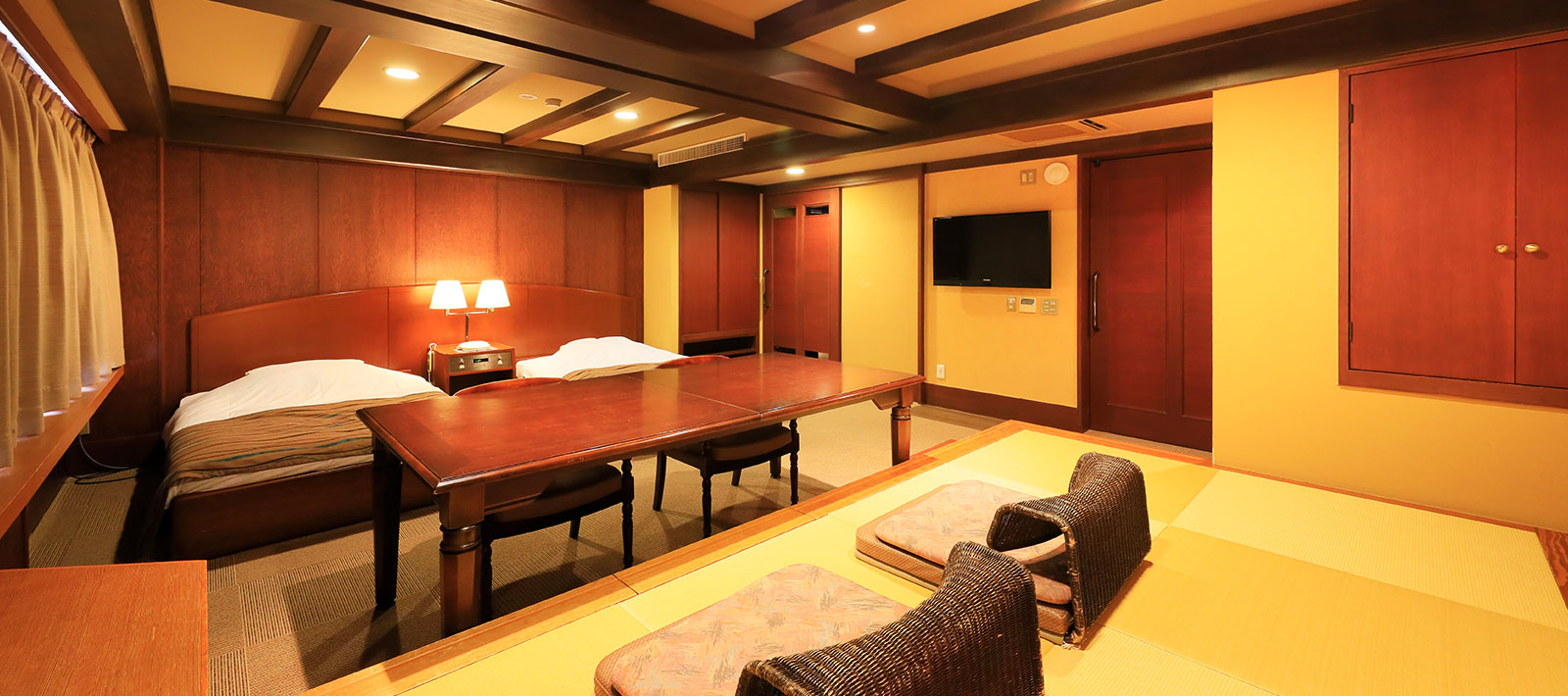 デラックススタンダード